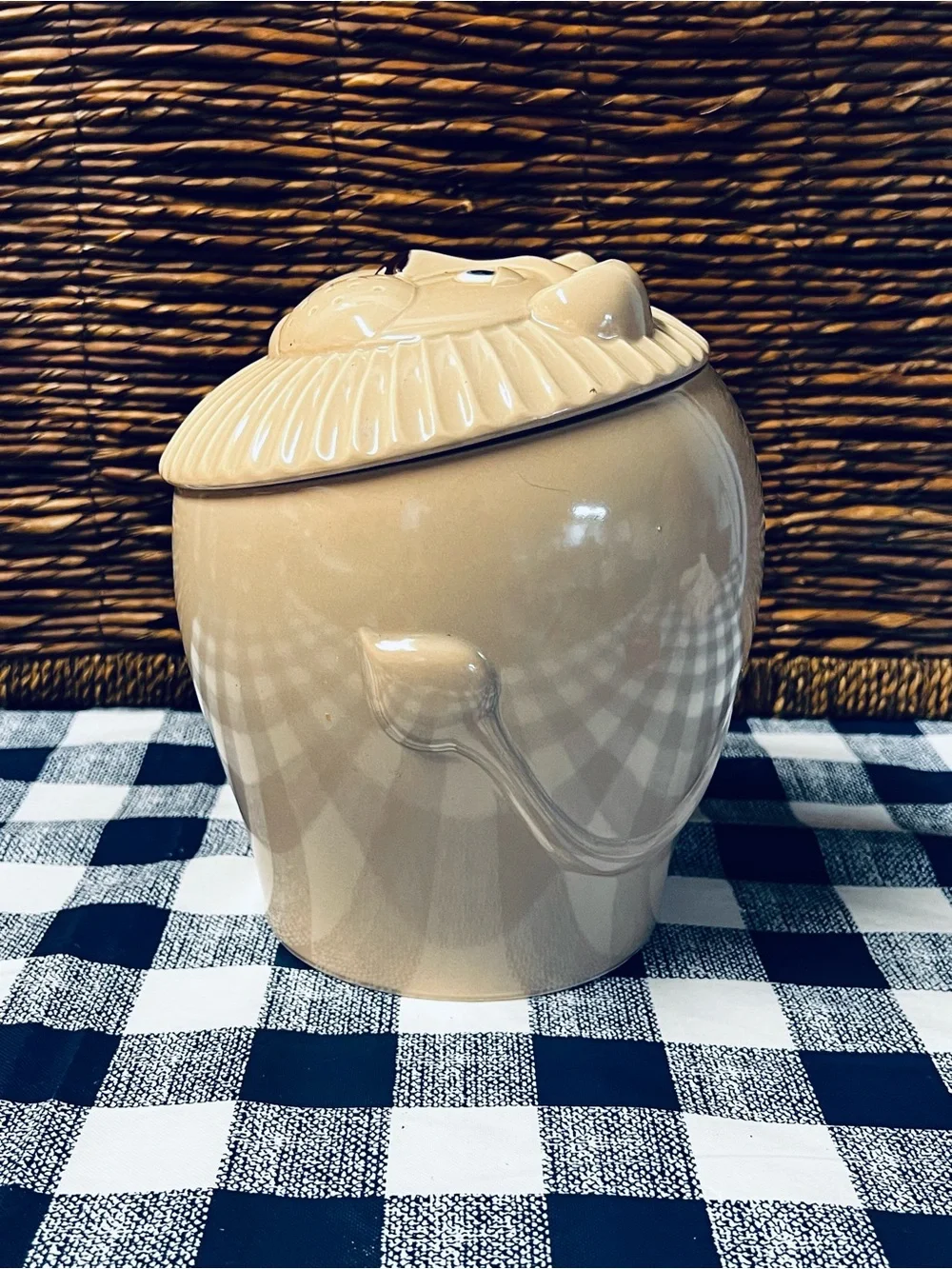 Vintage Mid-Century Ceramic Lion Cookie Jar - MCM Kitsch Japan Pottery - Tan